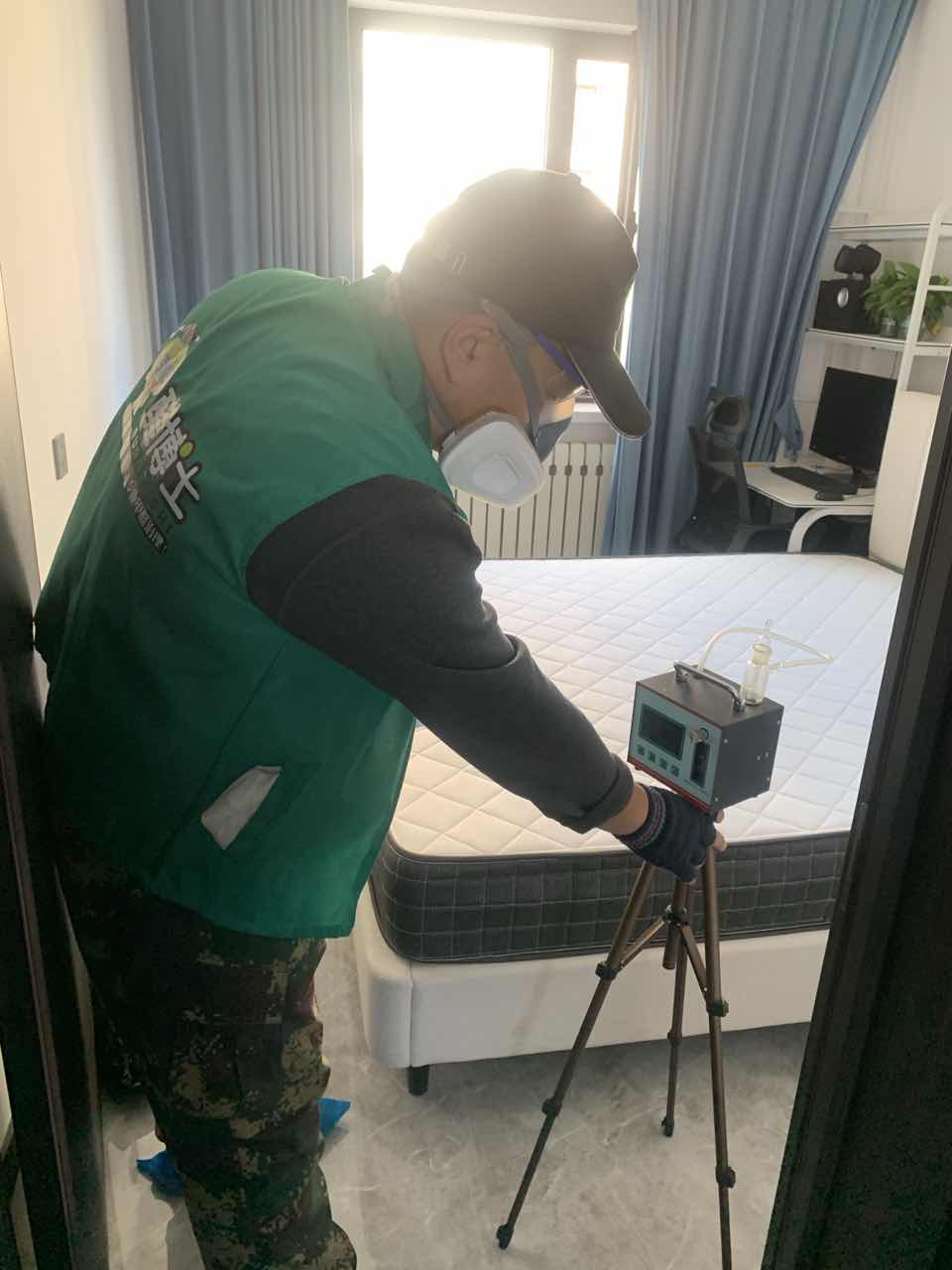 河东醛博士百和国际小区测甲醛 甲醛检测现场